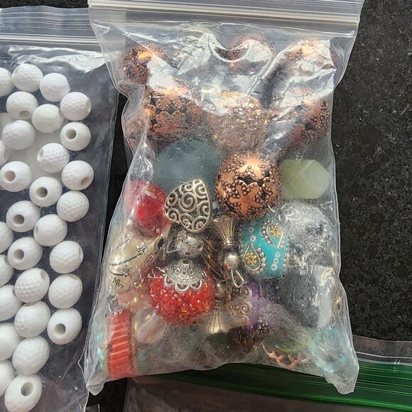 Wide Variety of Jewelry/Crafting Beads - Picture 11 of 12